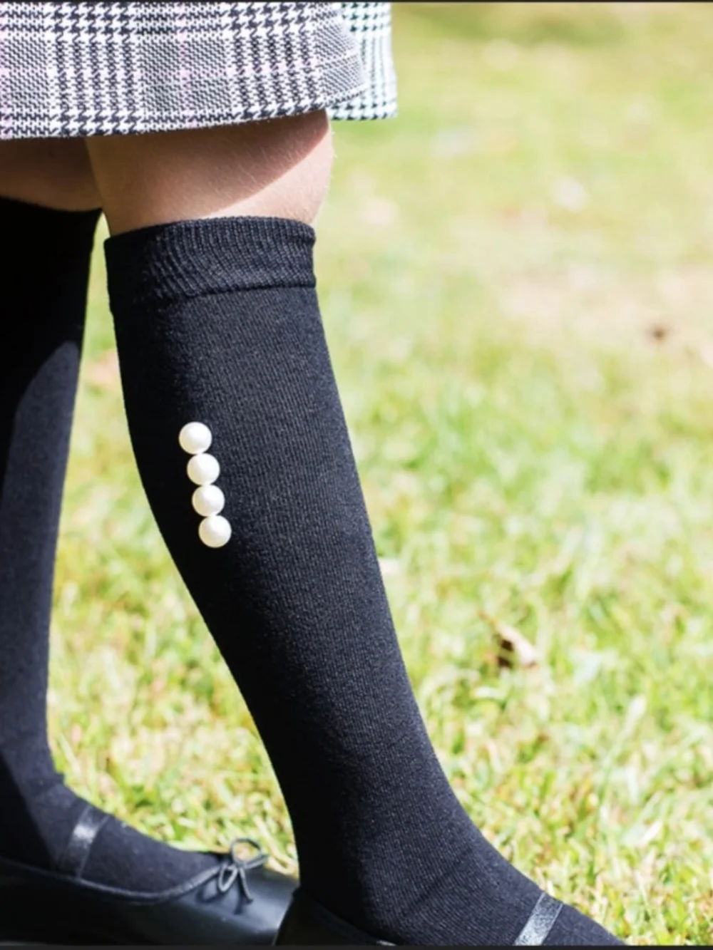New Black Knee-High Sock with Pearl Accents - Kids 4-6